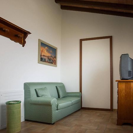 Coltavolino Agriturismo La Collina Del Sole מראה חיצוני תמונה