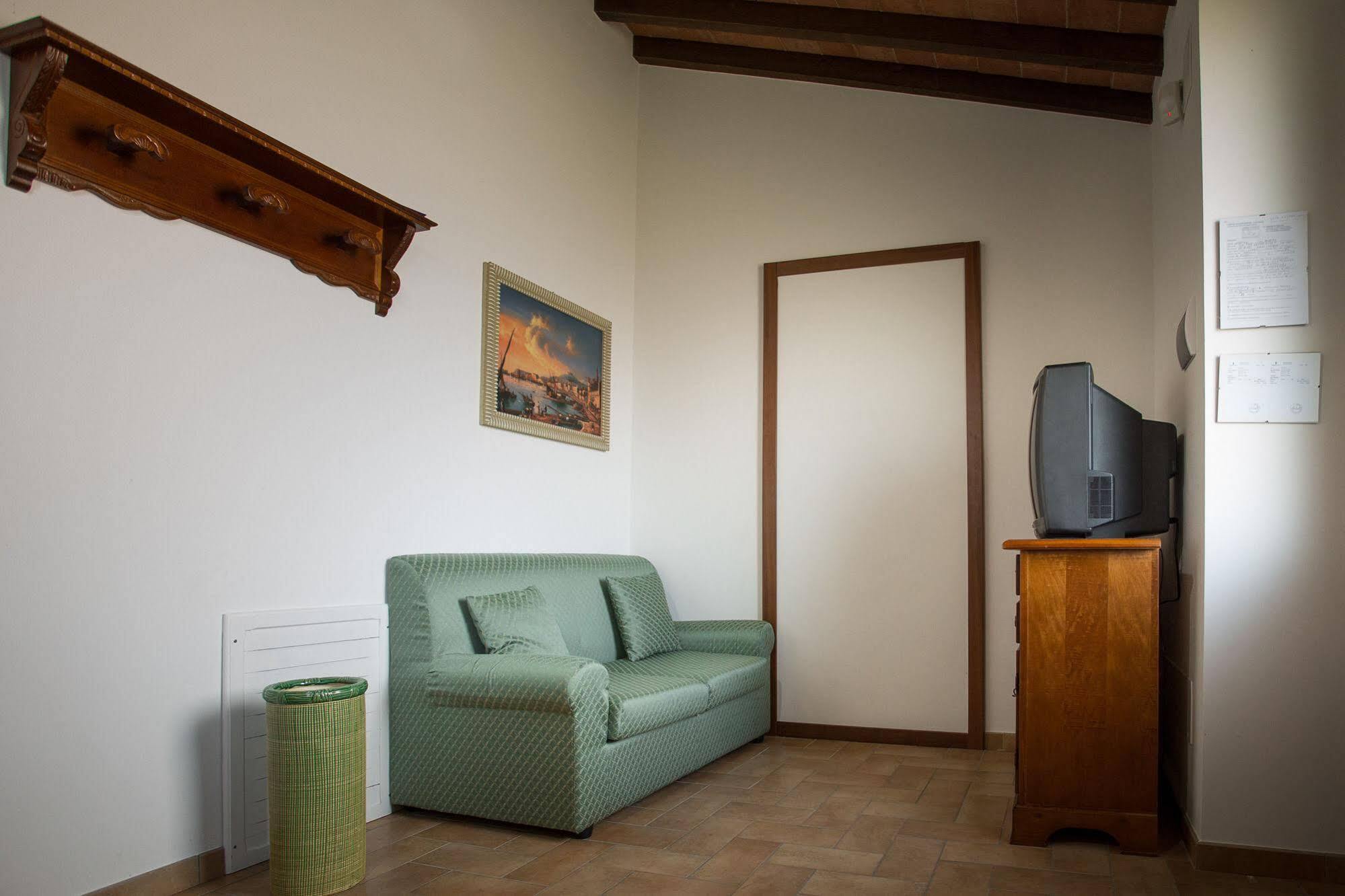 Coltavolino Agriturismo La Collina Del Sole מראה חיצוני תמונה