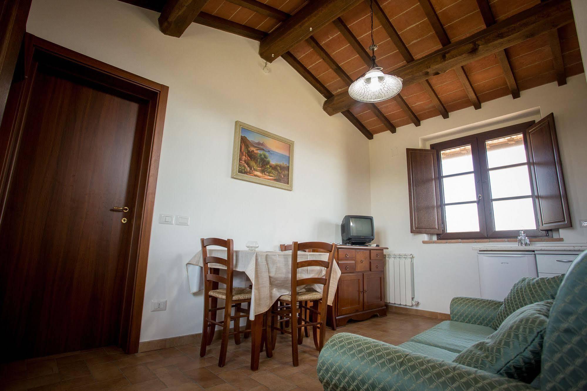 Coltavolino Agriturismo La Collina Del Sole מראה חיצוני תמונה