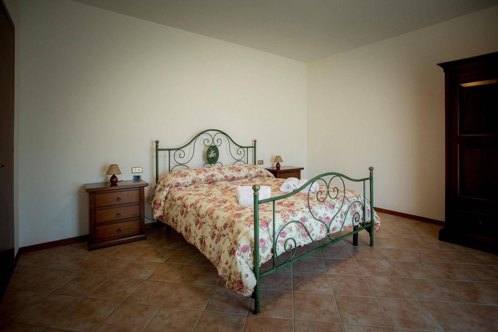 Coltavolino Agriturismo La Collina Del Sole מראה חיצוני תמונה